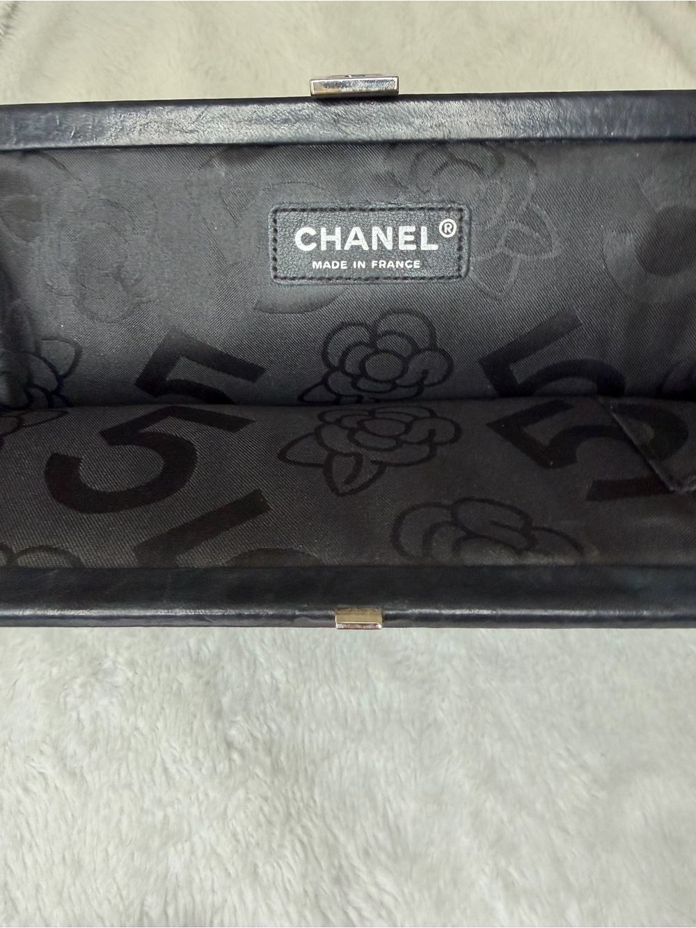 CHANEL Black Quilted Leather Wristlet Clutch - Picture 3 of 5